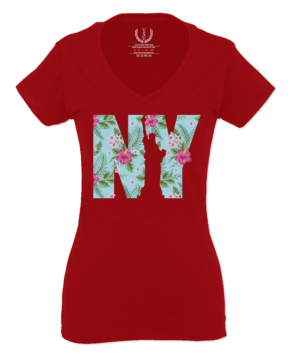 Cool New York Gift Liberty Statue Nyc Floral Beach Summer Vacation Palm For Women V neck fitted T Shirt