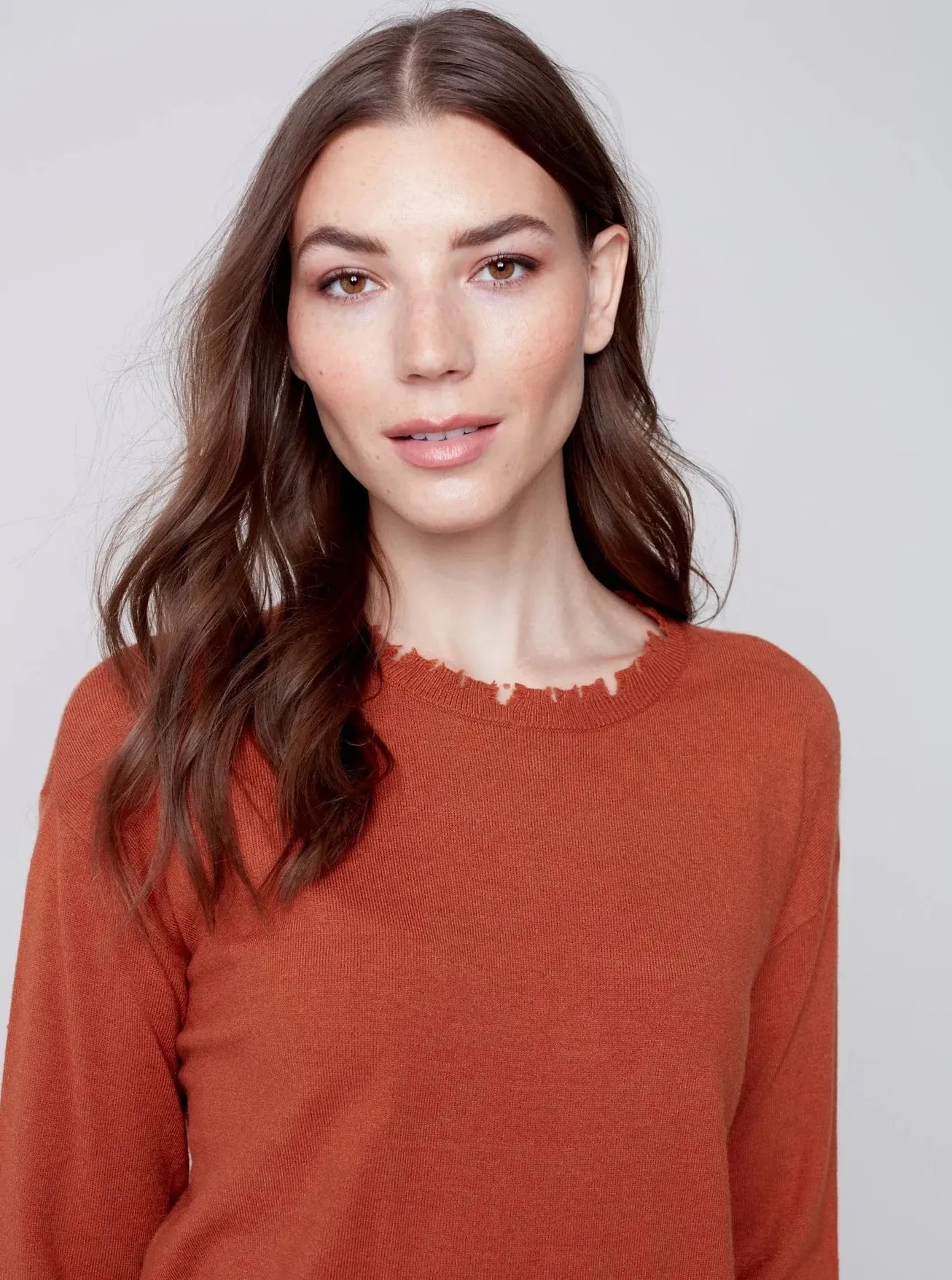 Crewneck Frayed Edge Sweater [Cinnamon-C2535]