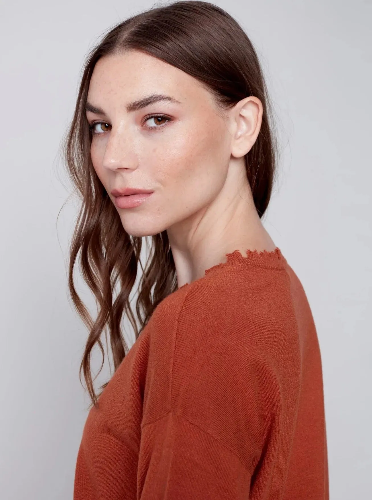 Crewneck Frayed Edge Sweater [Cinnamon-C2535]